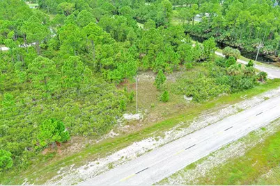 702 Eisenhower Boulevard, Lehigh Acres, FL 33974 - Photo 5