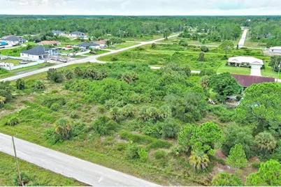 928 Norfolk Avenue S, Lehigh Acres, FL 33974 - Photo 7