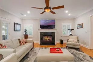 38 E Yale St, Orlando, FL 32804 - Photo 15