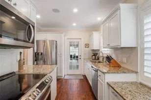 38 E Yale St, Orlando, FL 32804 - Photo 25