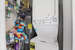 4684 Pembrook Pl, Orlando, FL 32811 - Photo 19