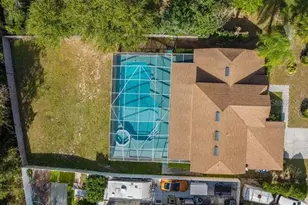 2871 Picadilly Cir, Kissimmee, FL 34747 - Photo 37