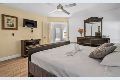 2871 Picadilly Circle, Kissimmee, FL 34747 - Photo 19