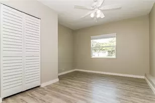 9537 Groveland St, Seminole, FL 33772 - Photo 7