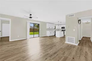 2521 Yule Tree Dr, Edgewater, FL 32141 - Photo 7