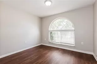 10518 Salisbury St, Riverview, FL 33569 - Photo 9