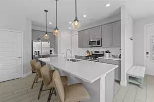 844 Driving Range Ct, Reunion, FL 34747 - Photo 11