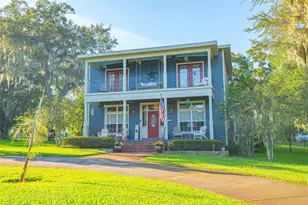 126 E Palmetto Ave, Howey in the Hills, FL 34737 - Photo 3