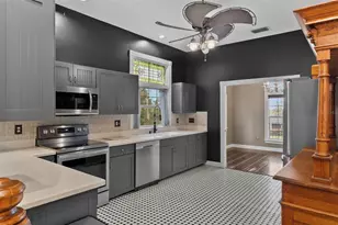 126 E Palmetto Ave, Howey in the Hills, FL 34737 - Photo 13