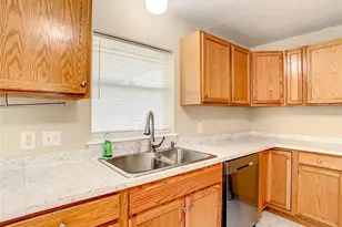 1743 Corner Meadow Cir, Orlando, FL 32820 - Photo 9