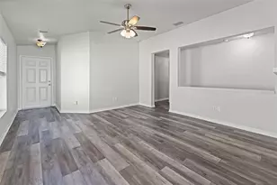 11045 Golden Silence Dr, Riverview, FL 33579 - Photo 7