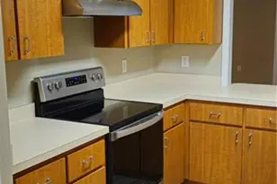 1568 Grove Ct, Tavares, FL 32778 - Photo 3