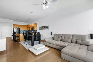 150 E Robinson St, Orlando, FL 32801 - Photo 7