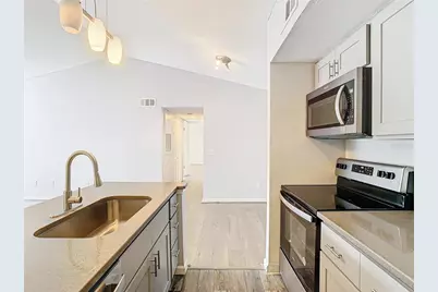 5144 Conroy Road #35, Orlando, FL 32811 - Photo 7