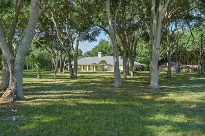 2775 Foxrun Drive, Lake Wales, FL 33898 - Photo 13