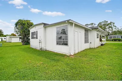 227 Paradise S, Leesburg, FL 34788 - Photo 3