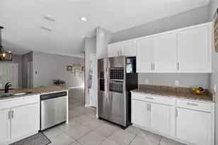 1749 Cayman Cove Cir, Saint Cloud, FL 34772 - Photo 19