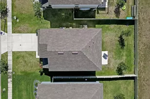 1749 Cayman Cove Cir, Saint Cloud, FL 34772 - Photo 5