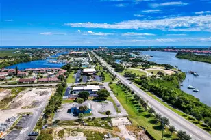 4 Riverwalk Dr, New Smyrna Beach, FL 32169 - Photo 45