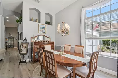 529 Johns Landing Way, Oakland, FL 34787 - Photo 13