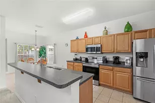 4601 Cumbrian Lakes Dr, Kissimmee, FL 34746 - Photo 13