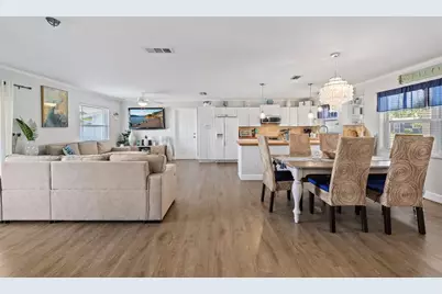 3596 Beach Drive SE, Saint Petersburg, FL 33705 - Photo 9