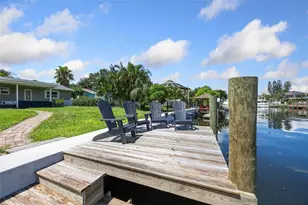 3596 Beach Dr SE, Saint Petersburg, FL 33705 - Photo 25