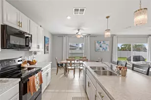 2798 Parkfield Rd, Saint Cloud, FL 34772 - Photo 13