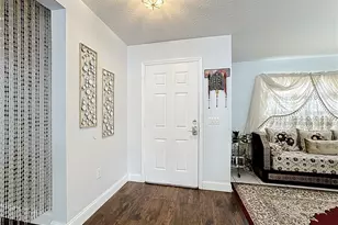 4660 Ross Lanier Ln, Kissimmee, FL 34758 - Photo 3