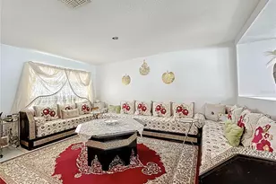 4660 Ross Lanier Ln, Kissimmee, FL 34758 - Photo 5