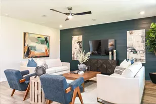 397 Veneto Cir, Clermont, FL 34715 - Photo 3