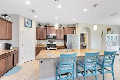 672 E Victoria Trails Boulevard, Deland, FL 32724 - Photo 9