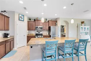 672 E Victoria Trails Blvd, Deland, FL 32724 - Photo 9