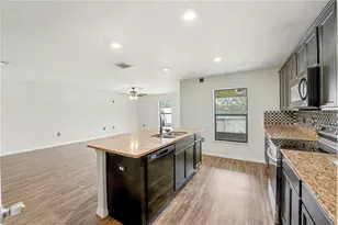 104 Jasmine Cir, Kissimmee, FL 34759 - Photo 9