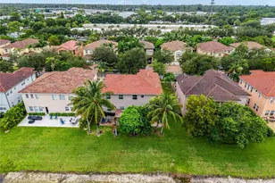 556 Cresta Cir, West Palm Beach, FL 33413 - Photo 59