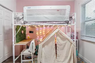 556 Cresta Cir, West Palm Beach, FL 33413 - Photo 39