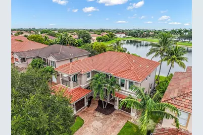 556 Cresta Circle, West Palm Beach, FL 33413 - Photo 3