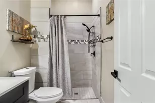 556 Cresta Cir, West Palm Beach, FL 33413 - Photo 27