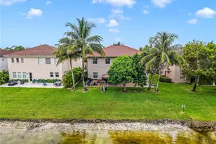 556 Cresta Cir, West Palm Beach, FL 33413 - Photo 57