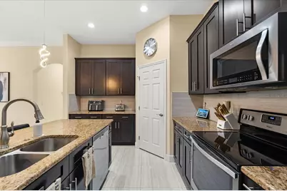 2717 Scarborough Court, Kissimmee, FL 34744 - Photo 17