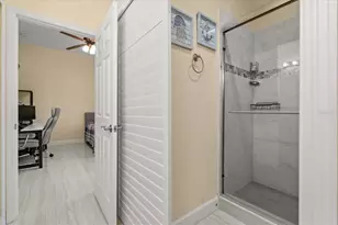 2717 Scarborough Ct, Kissimmee, FL 34744 - Photo 31