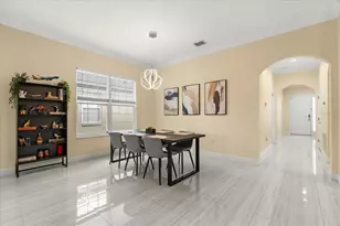 2717 Scarborough Ct, Kissimmee, FL 34744 - Photo 3