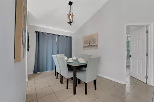 4310 Bayside Dr, Kissimmee, FL 34746 - Photo 13