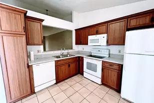 62 Silver Oak Cir, Kissimmee, FL 34743 - Photo 3