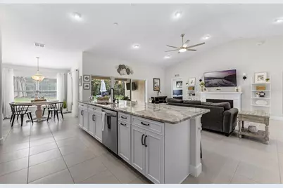 28 Rae Drive, Palm Coast, FL 32164 - Photo 13