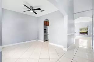 1892 Hammock Moss Dr, Orlando, FL 32820 - Photo 15