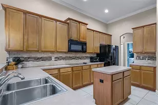 20241 Maxim Pkwy, Orlando, FL 32833 - Photo 13