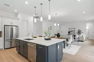 1055 Gloryland Ct, Sanford, FL 32771 - Photo 9