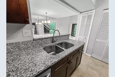 5530 SW 8th Place, Gainesville, FL 32607 - Photo 3