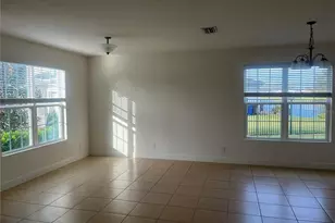 4956 Blanche Ct, Saint Cloud, FL 34772 - Photo 3